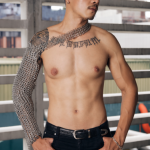 ADORN SHOULDER